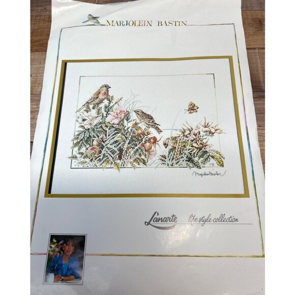 Lanarte Bird & Butterfly Cross Stitch Pattern & Fabric No Thread, Or Color Cha - Picture 2 of 3